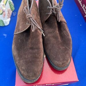 Salvatore Ferragamo Women’s Brown Suede Boots Size 5.5 Faux Feather inside